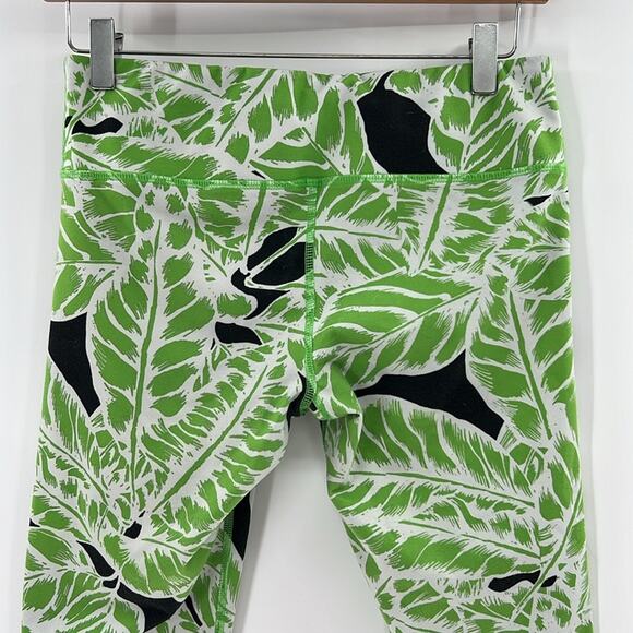 Alo Yoga Women's Cropped Leggings - Palm Springs - Medium - Picture 7 of 8